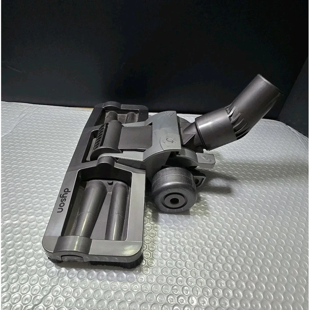 Dyson low reach